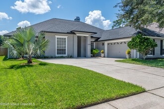 Building Photo - 11536 Summerhaven Blvd N