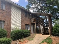 Building Photo - F4 Hillcrest
