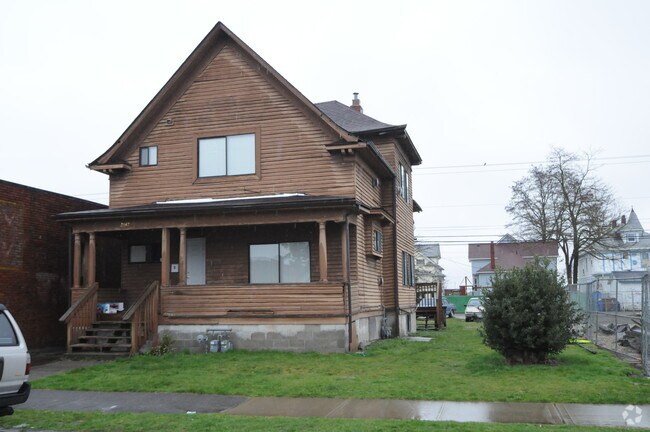 Building Photo - 2147 Martin Luther King Jr Way