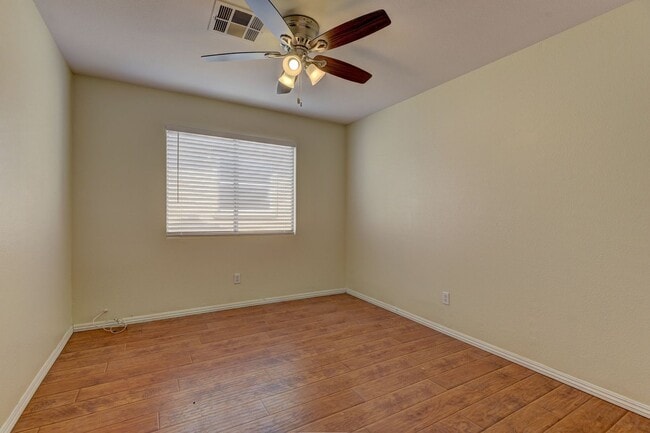 Building Photo - AMERICANA Property Mgmt - Great 2 story, 4 beds house with pool in Desert Shores