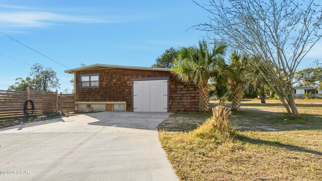 Building Photo - 1217 Buena Vista Blvd