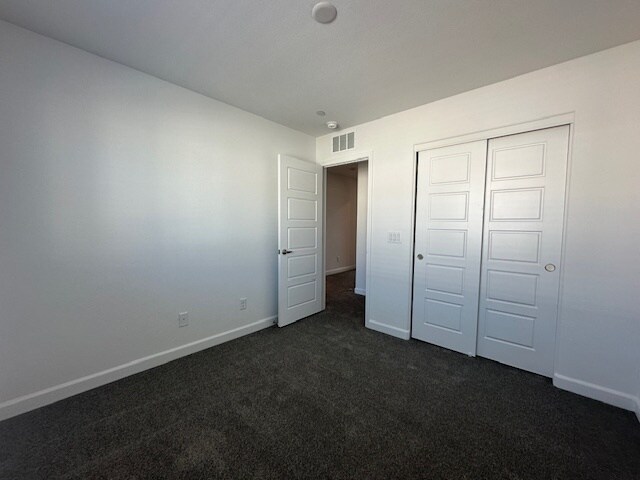 Building Photo - 3447 Grecian Queen Ave