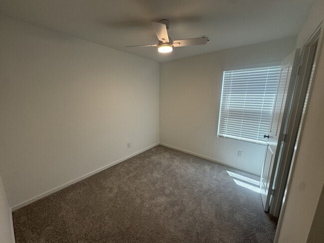 Building Photo - 6311 Whimbrel Wy