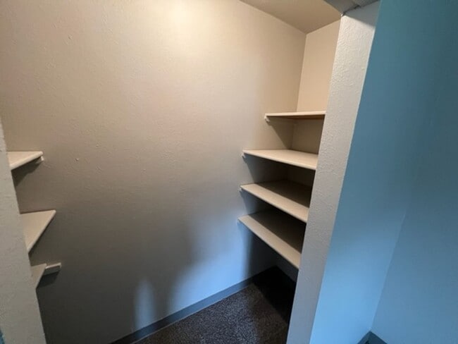 Building Photo - 2569 Irving Ct