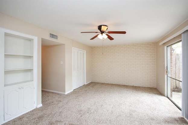 Building Photo - 13168 Trail Hollow Dr