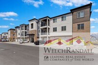 Building Photo - Stylish Vineyard Condo – 3 Beds, 2 Baths, ...