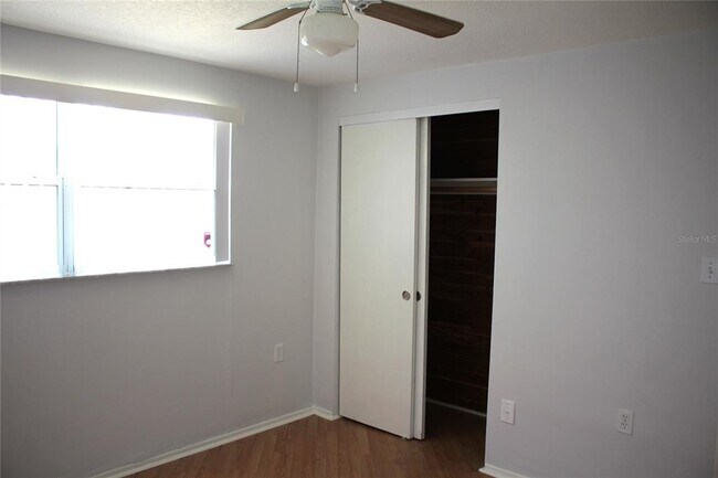 Building Photo - 10241 Regency Park Blvd