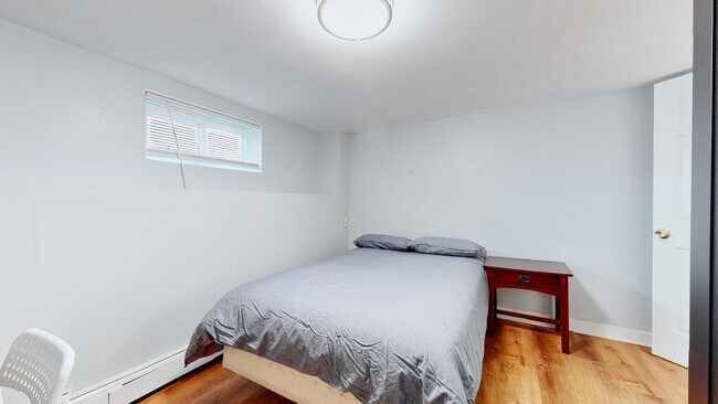 Building Photo - Fully Renovated 4BR/1.5BA on Science Hill | New Everything | Steps to Yale