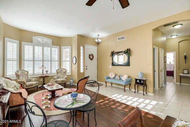 Building Photo - 10474 E Morning Star Dr