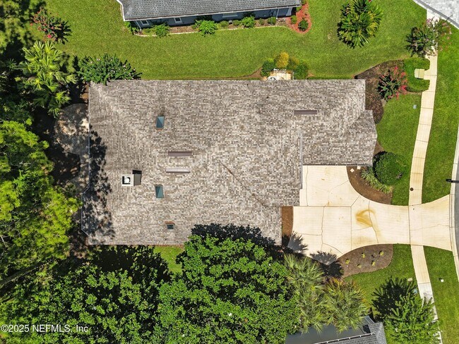 Building Photo - 4565 E Seneca Dr