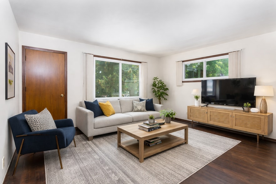 Living room - 2114 S 96th St