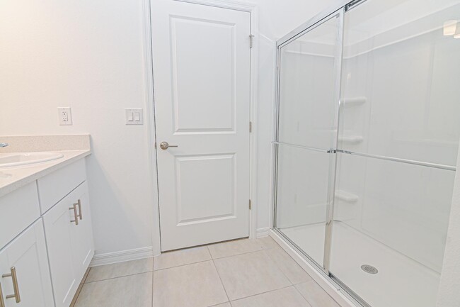 Building Photo - 4744 Babys Breath Pl