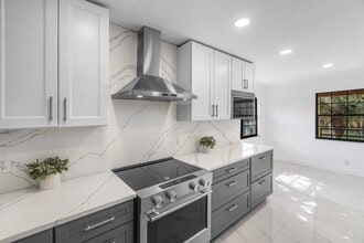 Building Photo - 11177 Aspen Glen Dr