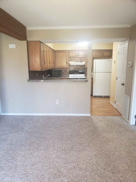 Building Photo - 7345 Winery Ln