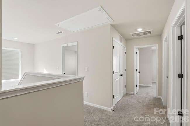 Building Photo - 3031 Breslin St