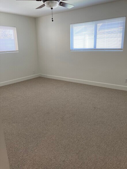 Building Photo - 20428 Roslin Ave