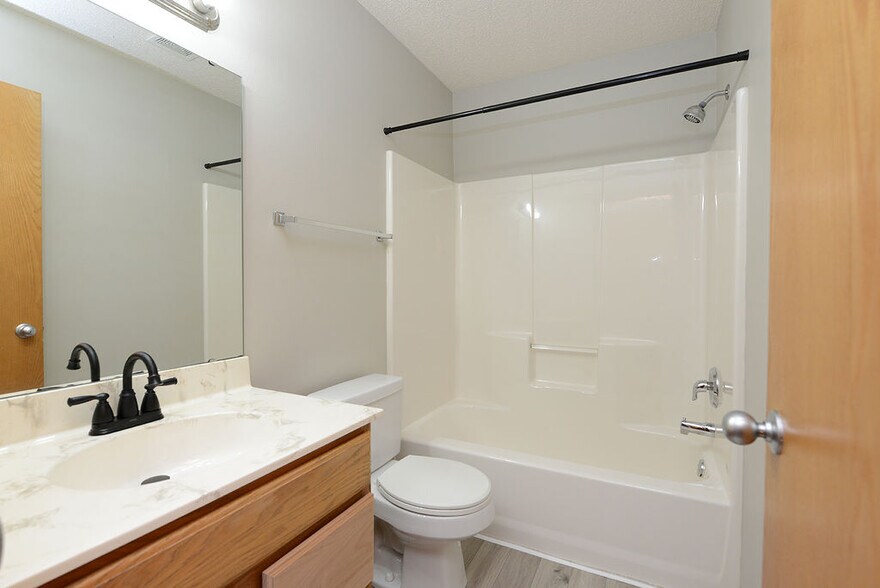 Building Photo - 5124 48th Ave S