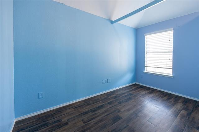 Building Photo - 9216 Sterling Gate Dr