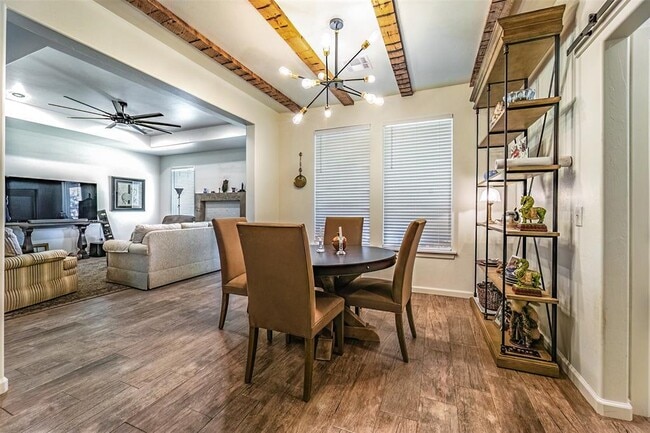 Building Photo - 2429 Rumble Ct