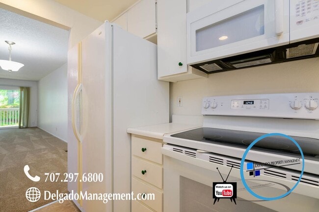 Building Photo - Benicia! Downstairs two bedroom, two baths...