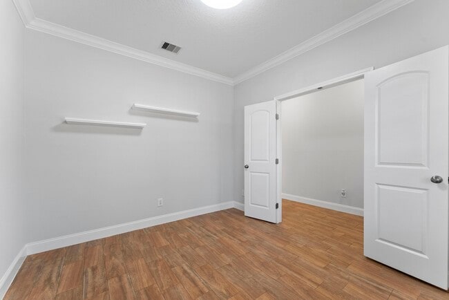 Building Photo - 122 Wood Drake Place