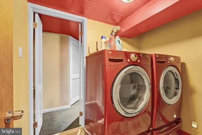 Building Photo - 5005 N 9th St