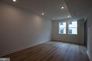 Building Photo - 1224 W Silver St