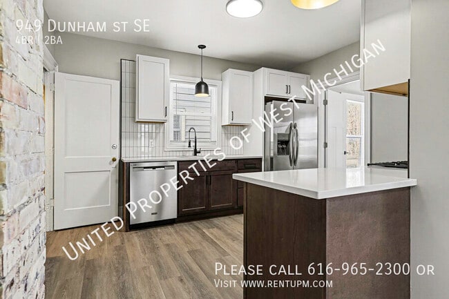 Building Photo - 949 Dunham St SE