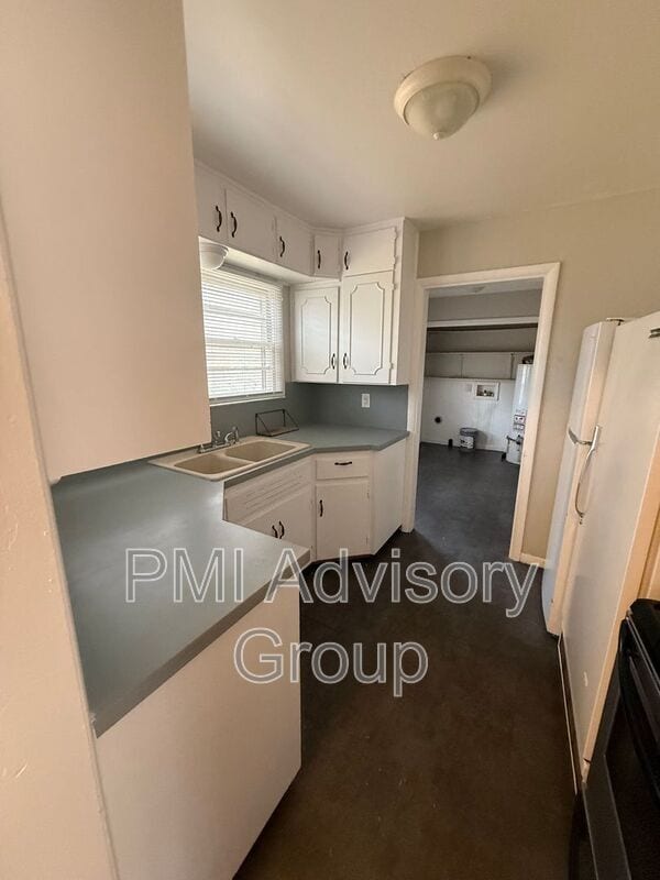 Building Photo - 2009 SW McAlister Ave