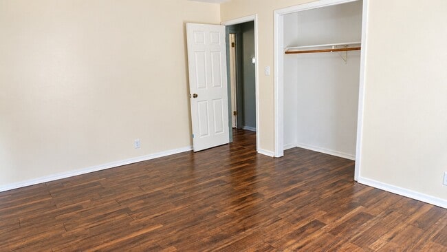 Building Photo - 167 Ramona Dr