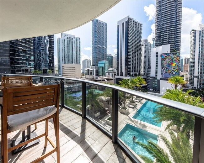 Building Photo - 801 S Miami Ave