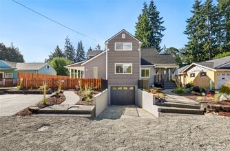 Building Photo - 9104 Highland Ave SW