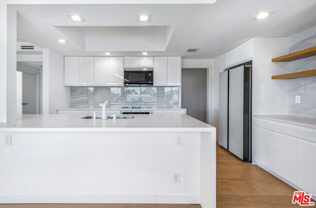 Building Photo - 801 Ocean Ave