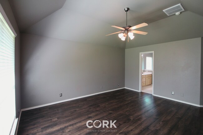 Building Photo - 2808 Stonebrook Rd
