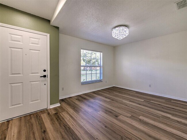 Building Photo - 11407 Wellman Dr