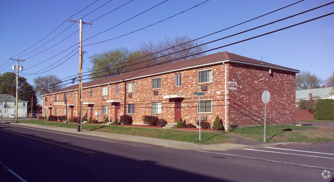 Primary Photo - 356-366 Meadow St