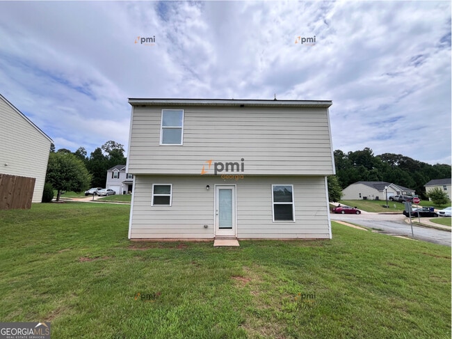Building Photo - 1725 Mary Ave
