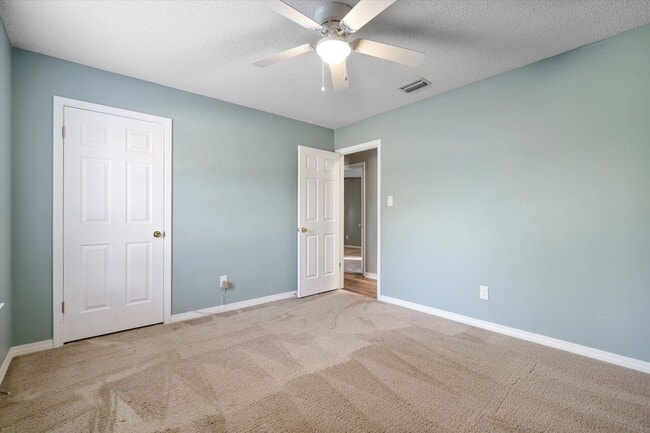 Building Photo - UPCOMING LISTING