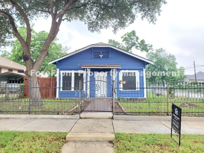 933 Lamar St - 933 Lamar St San Antonio TX 78202 | Apartment Finder