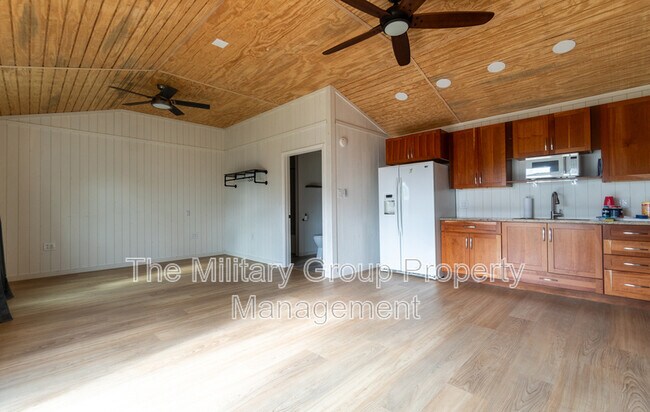 Building Photo - 3168 Sanderling Ct