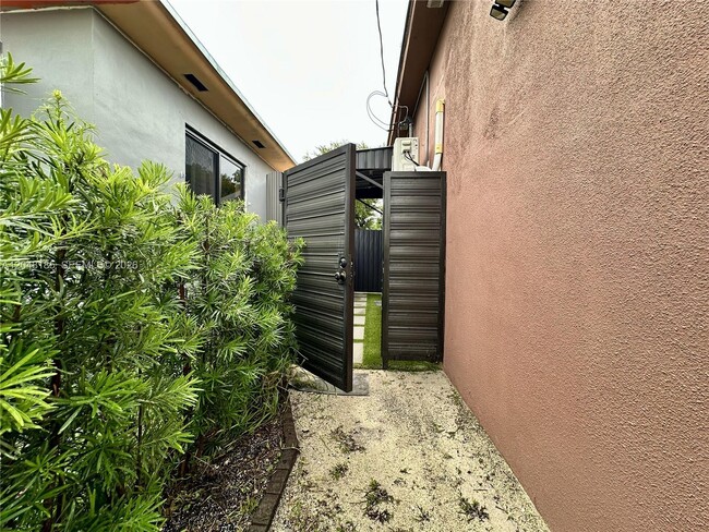 Building Photo - 1309 NW 55th Terrace