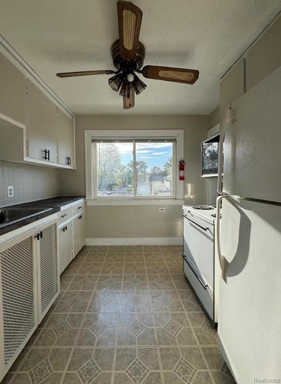 Building Photo - 355 Poplar St