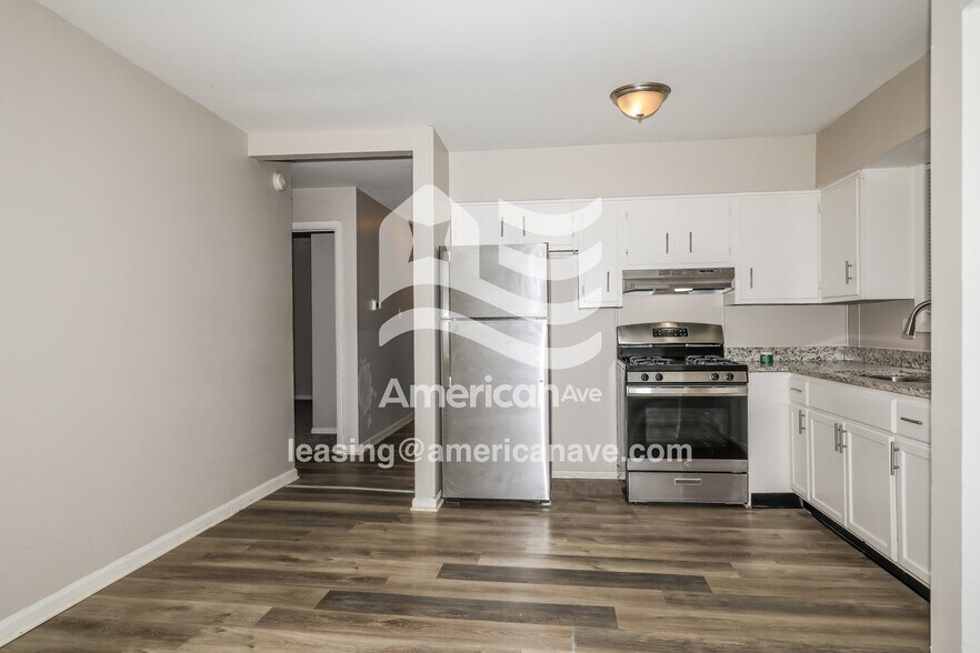 Building Photo - 4053 Arquette Dr