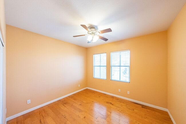 Building Photo - Beautiful 4-bedroom home located in Henderson
