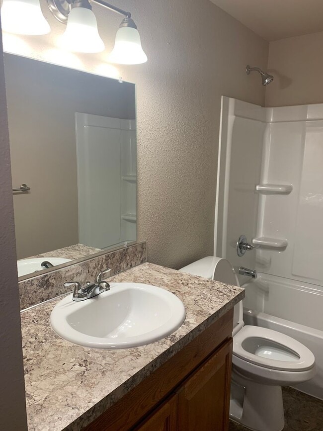 Building Photo - Call for Move in Special!!!