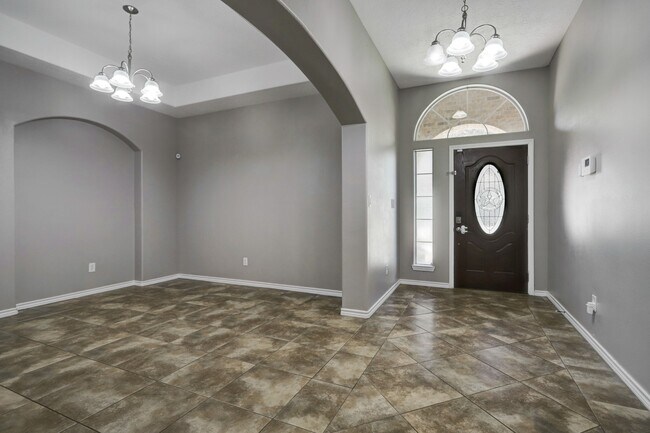 Building Photo - 2707 Lake Breeze Ln