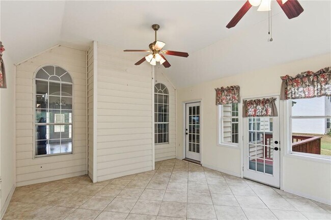 Building Photo - 4290 McClanes Ct