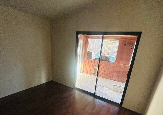 Building Photo - 27239 Coronado Way