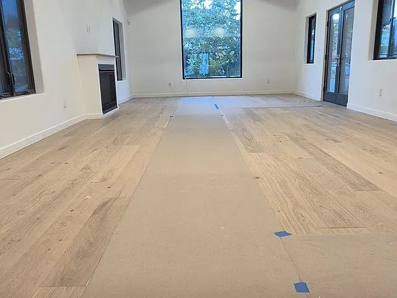 Building Photo - NO MIN CREDIT SCORE REQUIRED, BK OKAY, PAST EVICTION OKAY!, BACKGROUND FRIENDLY. Apply at "The Re...