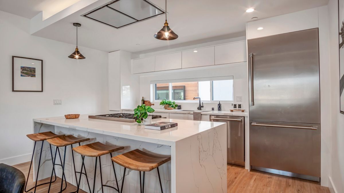 Building Photo - 3154 Curts Ave